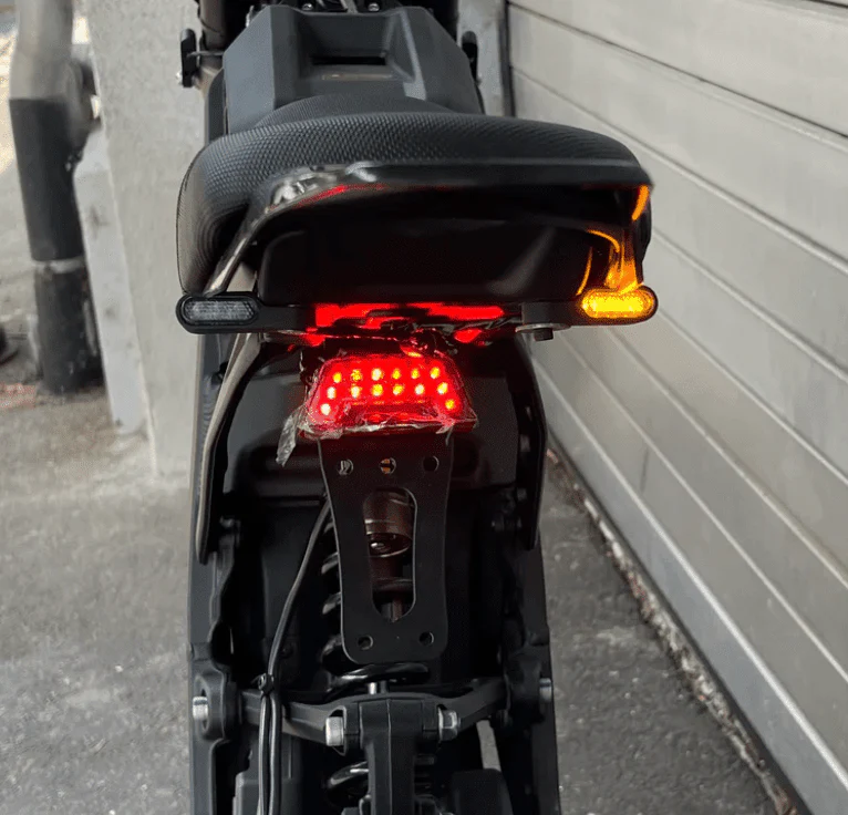 LED Mini Blinker für Surron X - Image 4