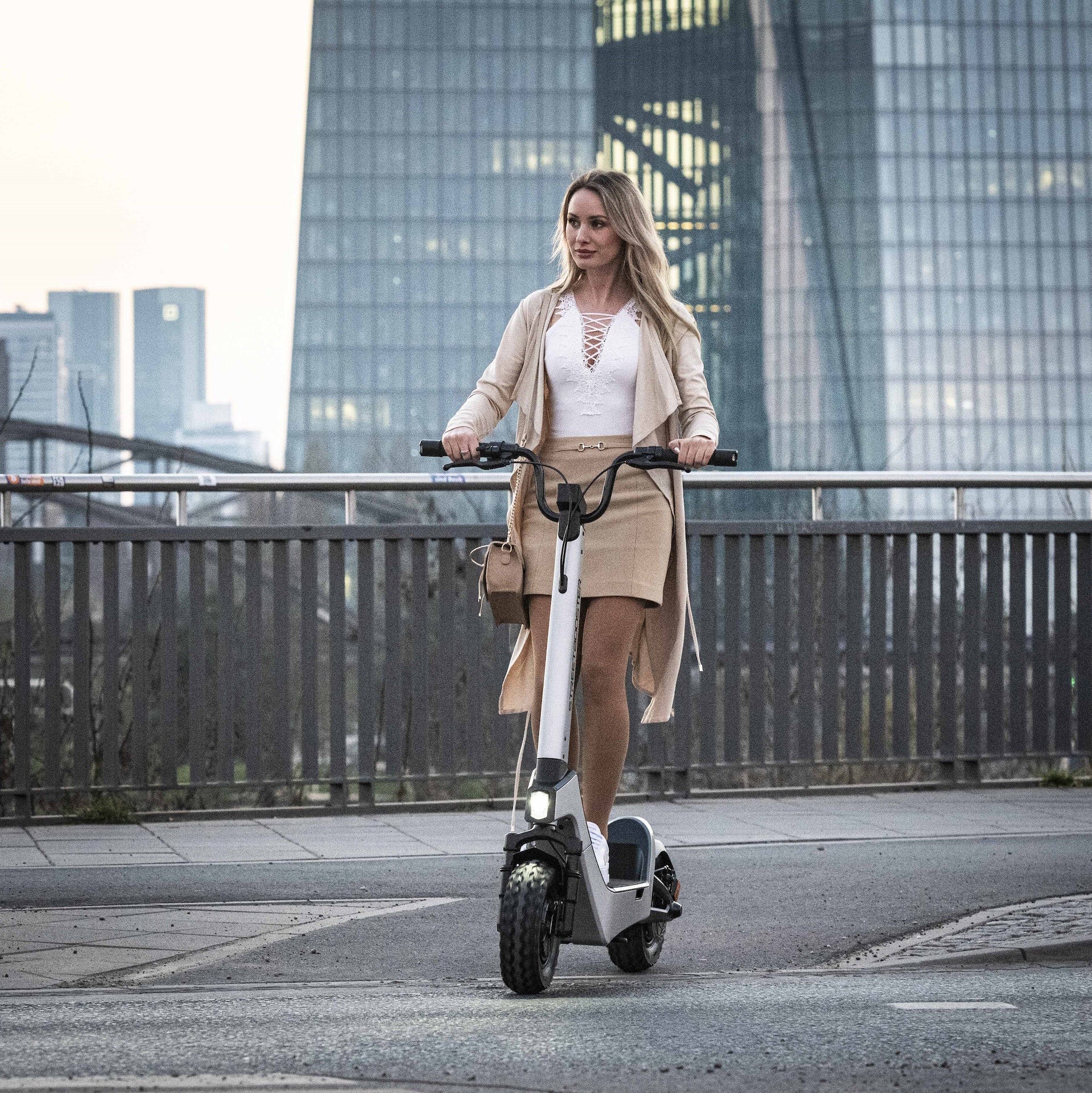 Streetbooster Pollux - Image 20